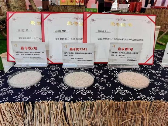 5ad6efd3911f32279a616829b4359da