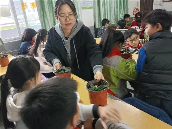 efce857de449cf377b135ecf29945f30